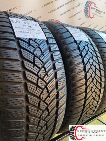 4 PNEUMATICI 225/45 R18 FULDA INVERNALI SEMINUOVE - immagine 6