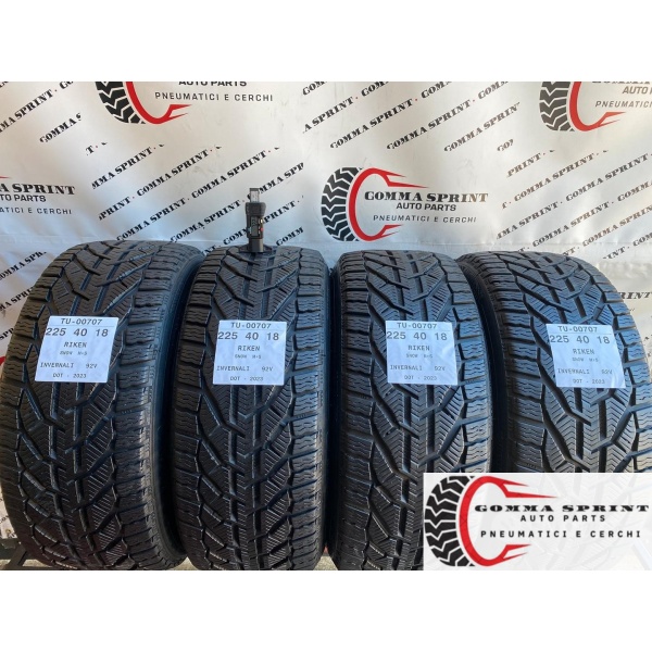 4 PNEUMATICI 225/40 R18 RIKEN INVERNALI 95%