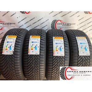 4 PNEUMATICI 225/55 R17 PIRELLI INVERNALI NUOVE
