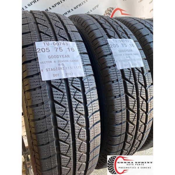 4 PNEUMATICI 205/75 R16C GOODYEAR 4 STAGIONI DEMO - immagine 6