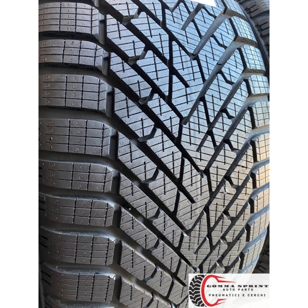 4 PNEUMATICI 235/50 R18 PIRELLI INVERNALI DEMO - immagine 8