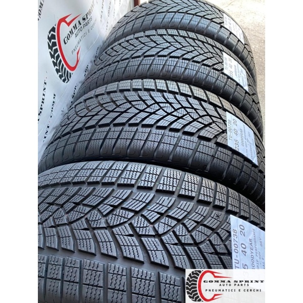 4 PNEUMATICI 235/40 R20 GOODYEAR INVERNALI KM0 - immagine 9