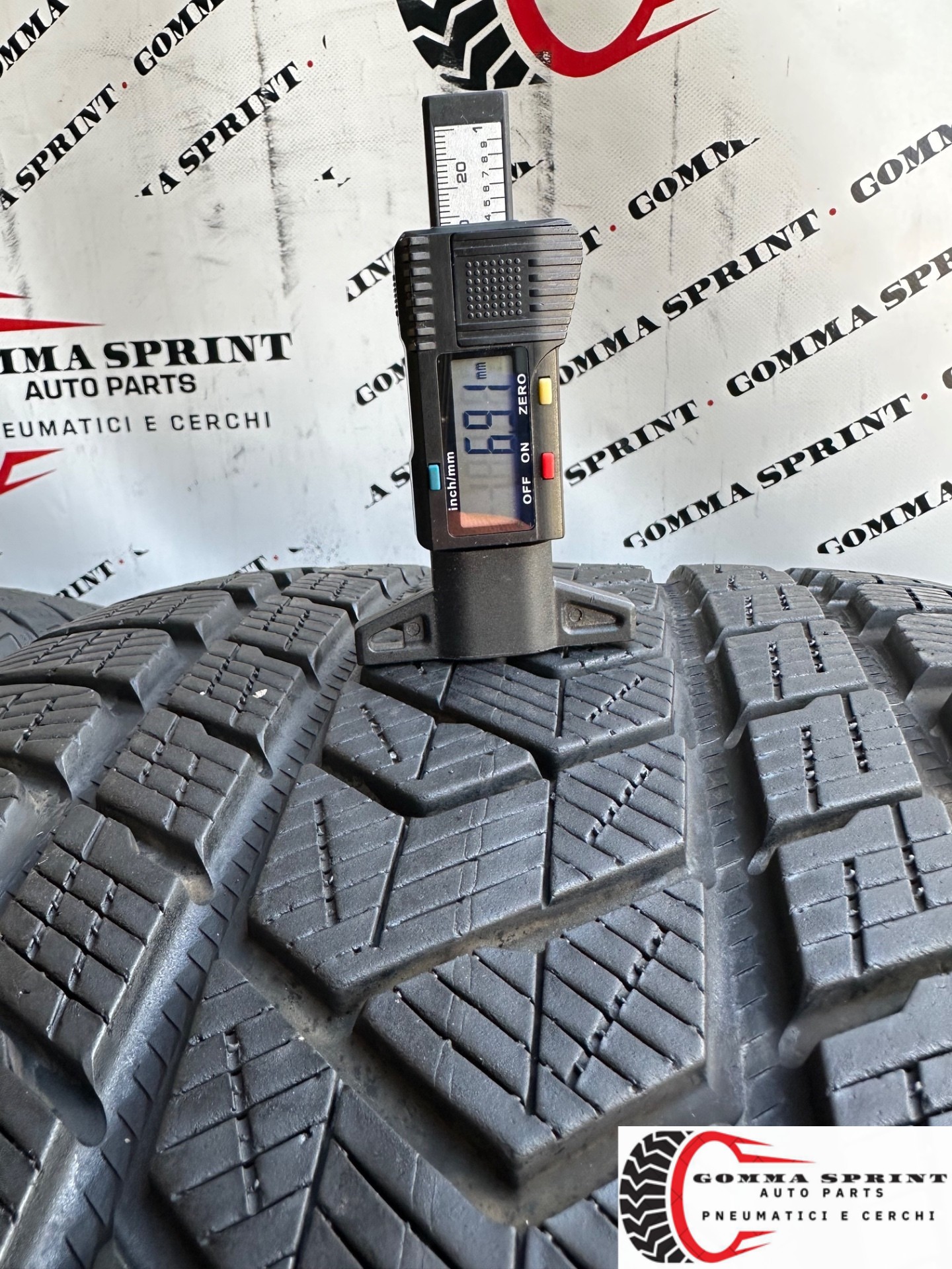 4 PNEUMATICI 285/40 325/35 R22 PIRELLI INVERNALI - immagine 7