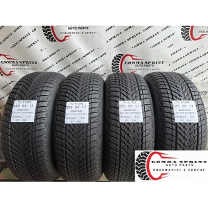 4 PNEUMATICI 225/55 R17 GOODYEAR INVERNALI 95%