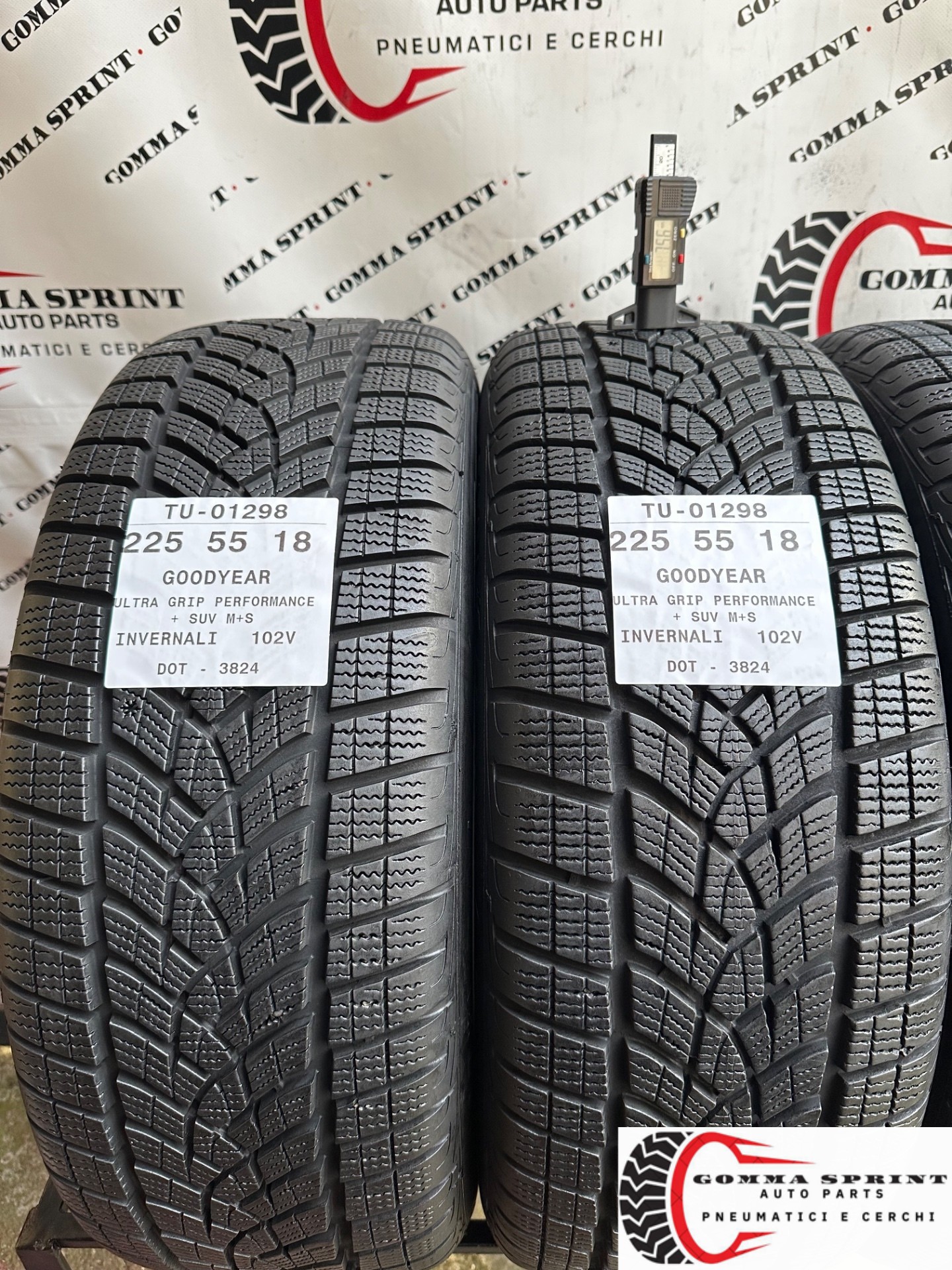 4 PNEUMATICI 225/55 R18 GOODYEAR INVERNALI - immagine 3