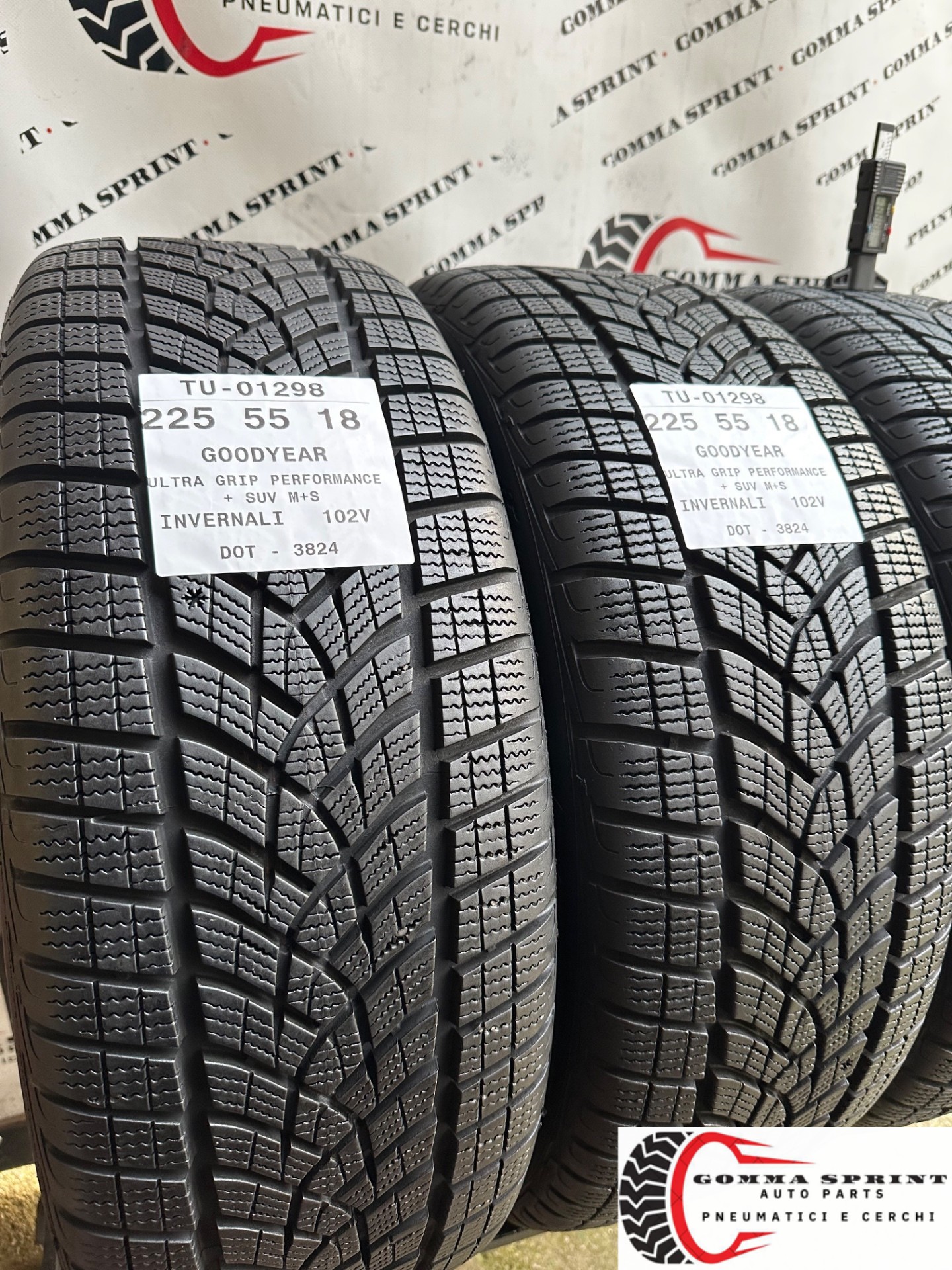 4 PNEUMATICI 225/55 R18 GOODYEAR INVERNALI - immagine 7