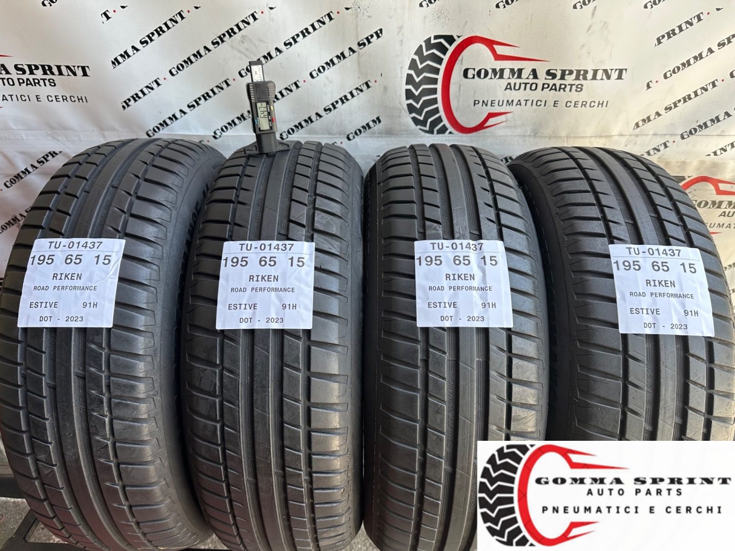 4 PNEUMATICI 195/65 R15 RIKEN ESTIVE 75%