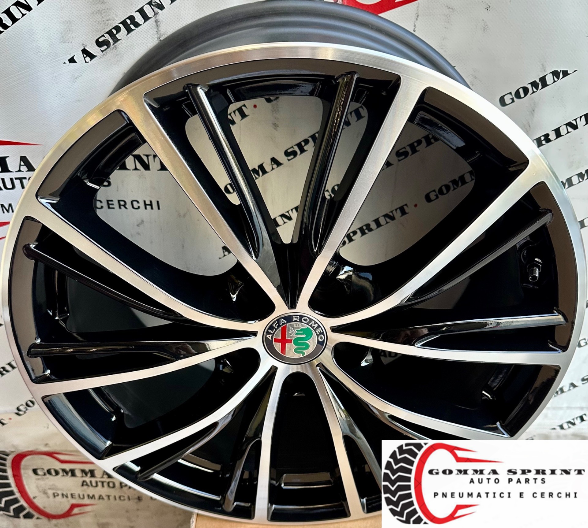 4 CERCHI IN LEGA ORIGINALI RAGGIO 18 ALFA ROMEO STELVIO NERO LUCIDO DIAMANTATO (PARI AL NUOVO) - immagine 3