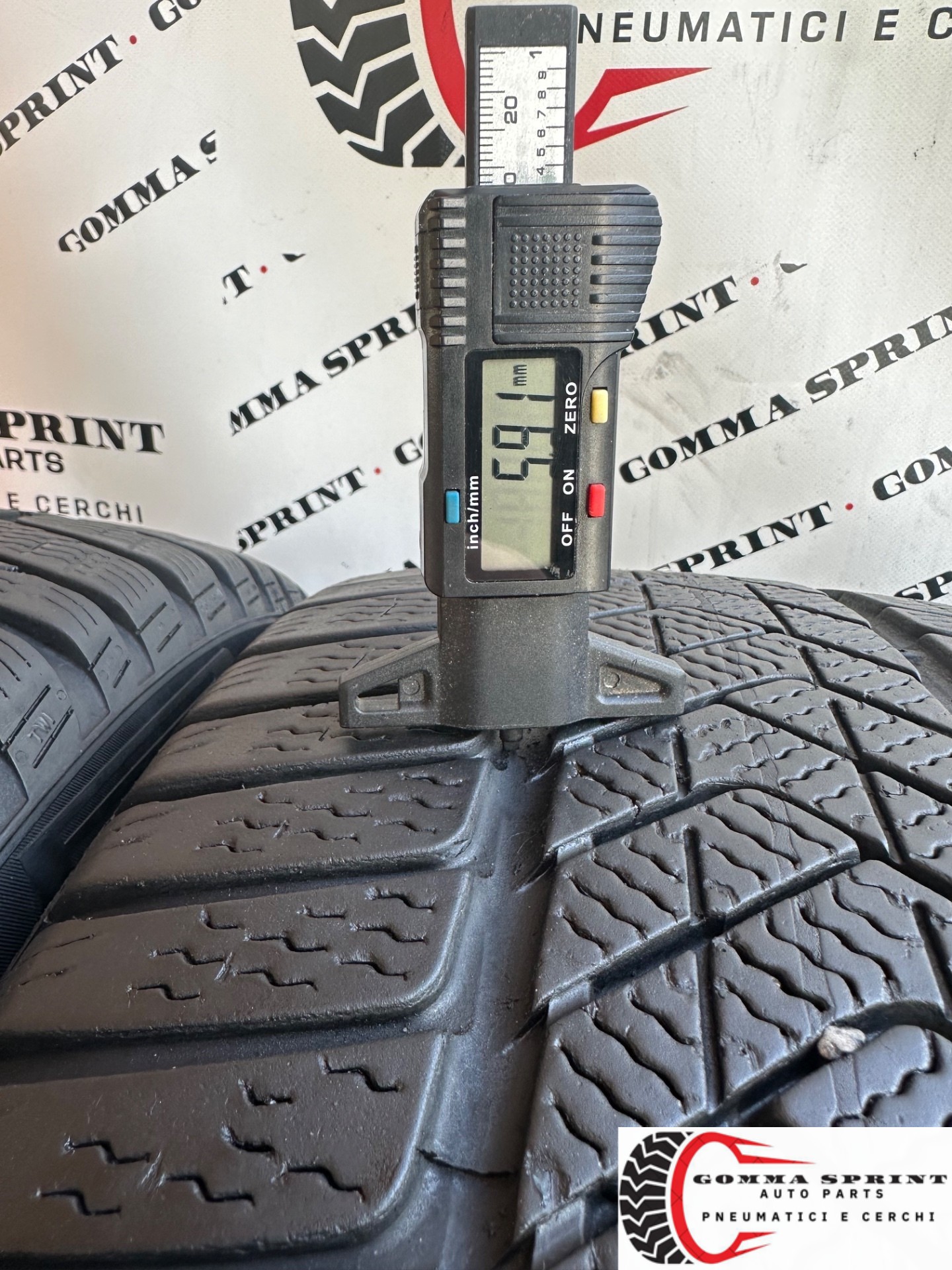4 PNEUMATICI 245/45 275/40 R19 PIRELLI INVERNALI - immagine 4
