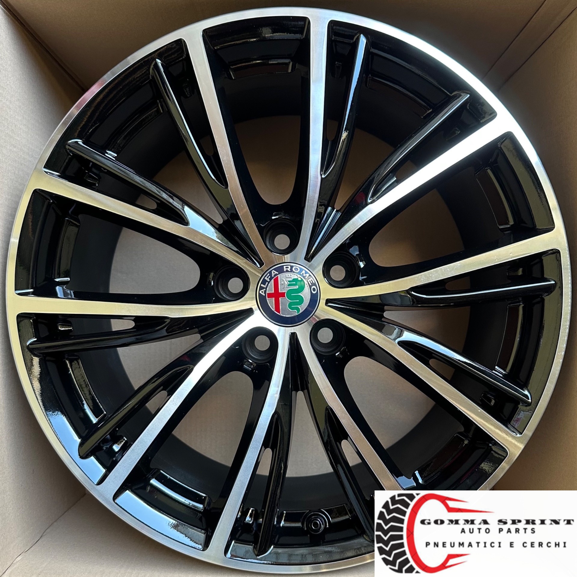 4 CERCHI IN LEGA ORIGINALI RAGGIO 18 ALFA ROMEO STELVIO NERO LUCIDO DIAMANTATO (PARI AL NUOVO) - immagine 7