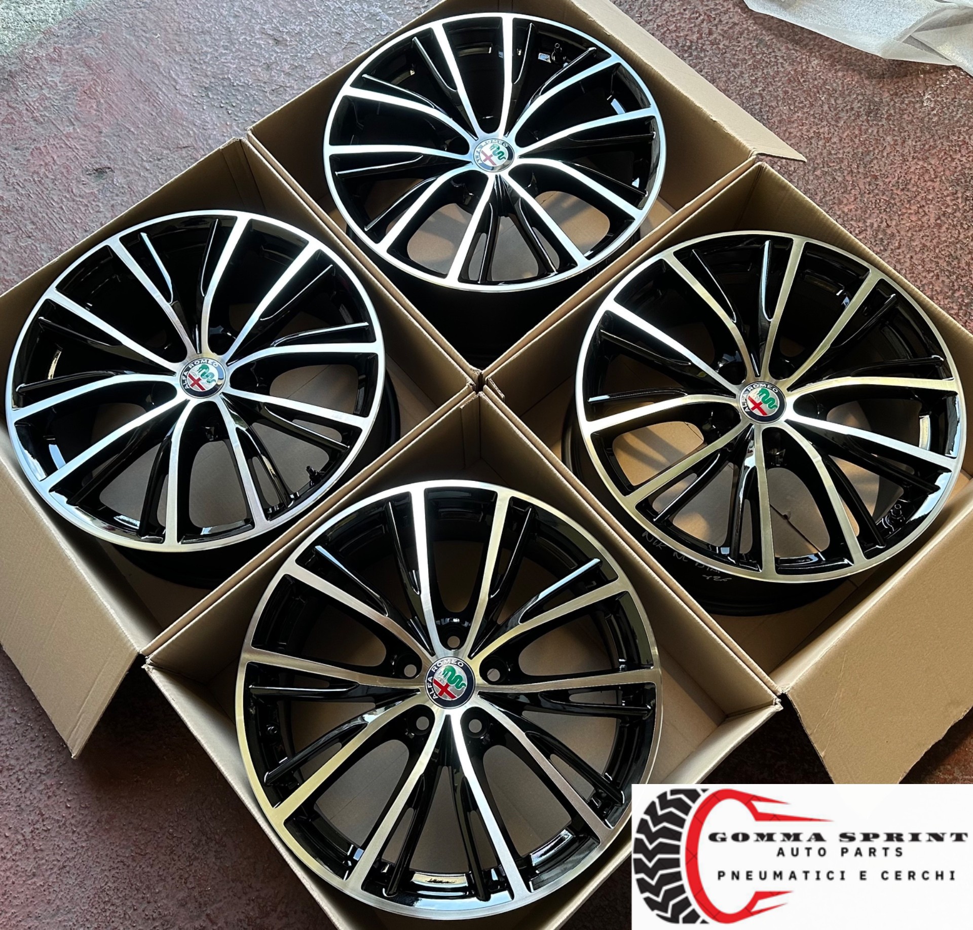 4 CERCHI IN LEGA ORIGINALI RAGGIO 18 ALFA ROMEO STELVIO NERO LUCIDO DIAMANTATO (PARI AL NUOVO) - immagine 9