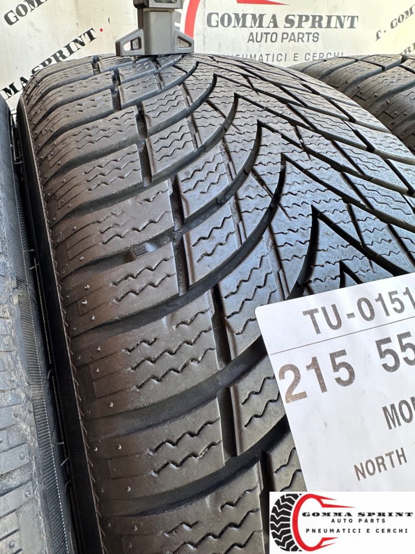 4 PNEUMATICI 215/55 R17 MOMO INVERNALI 80% - immagine 8