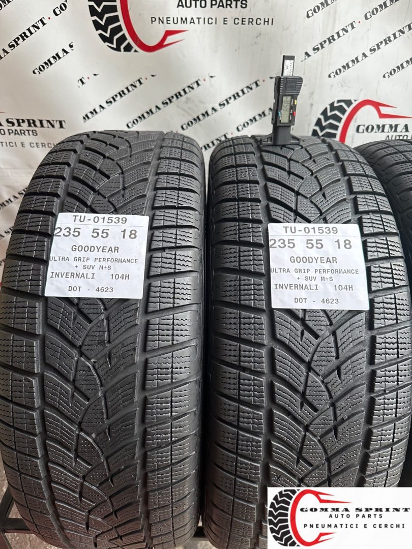 4 PNEUMATICI 235/55 R18 GOODYEAR INVERNALI - immagine 3