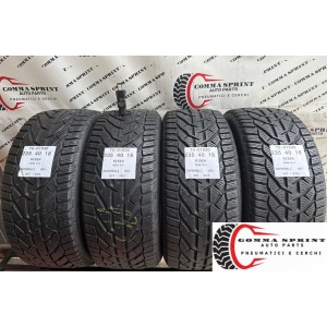 4 PNEUMATICI 235/40 R18 RIKEN INVERNALI 80%