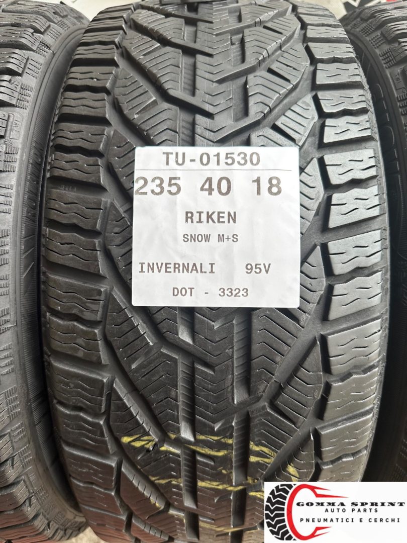 4 PNEUMATICI 235/40 R18 RIKEN INVERNALI 80% - immagine 2