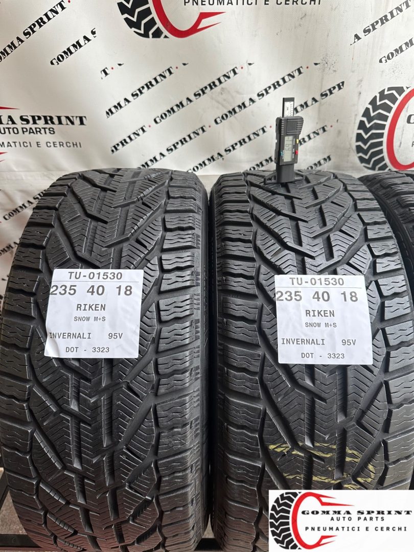 4 PNEUMATICI 235/40 R18 RIKEN INVERNALI 80% - immagine 3
