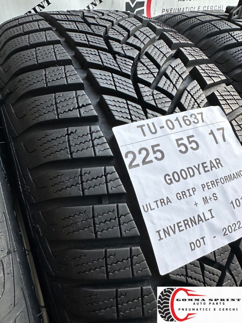 4 PNEUMATICI 225/55 R17 GOODYEAR INVERNALI - immagine 10