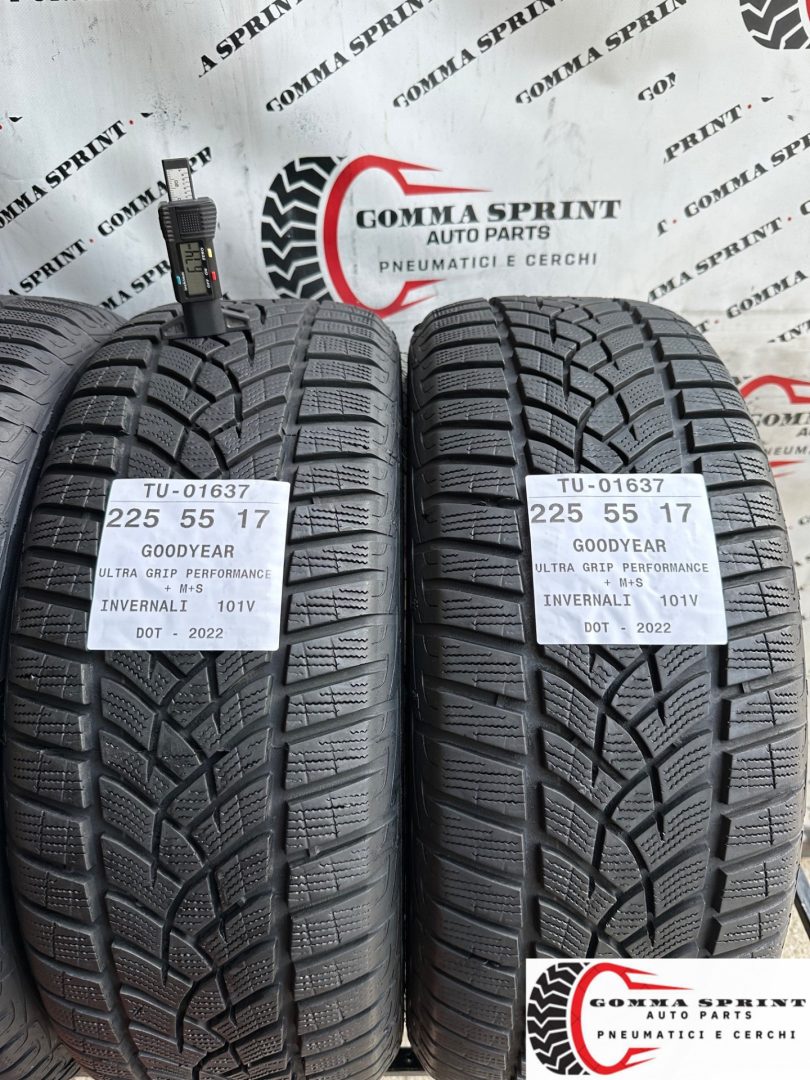 4 PNEUMATICI 225/55 R17 GOODYEAR INVERNALI - immagine 6